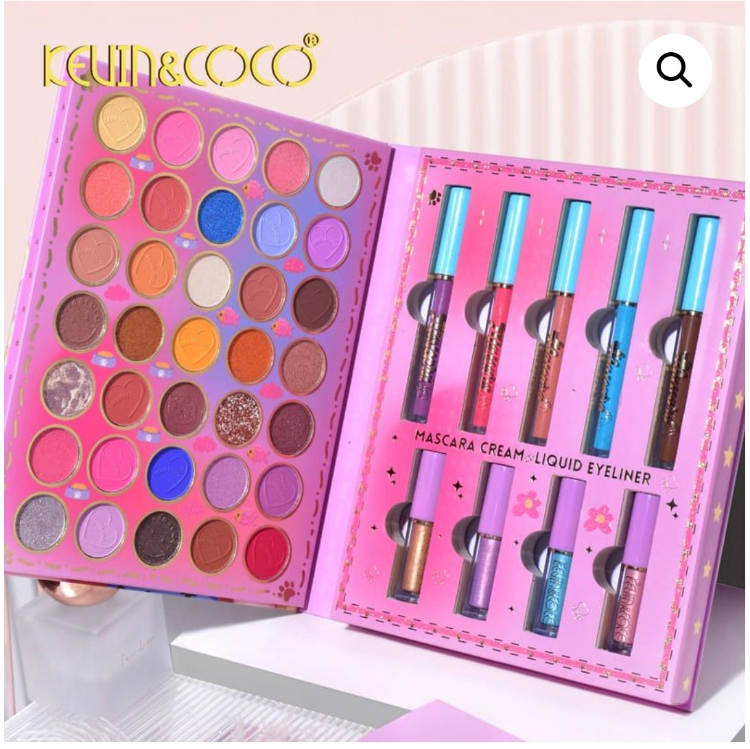 Paleta de 35 colores con máscara de pestañas y eyerline