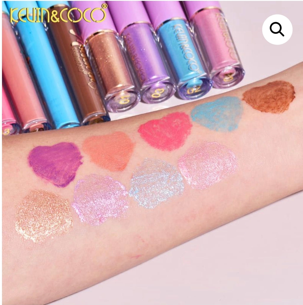 Paleta de 35 colores con máscara de pestañas y eyerline